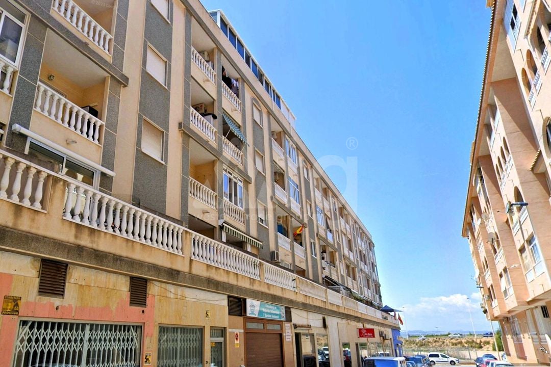 Appartement de 2 chambres à Torrevieja - SV154476 - Photo - 2