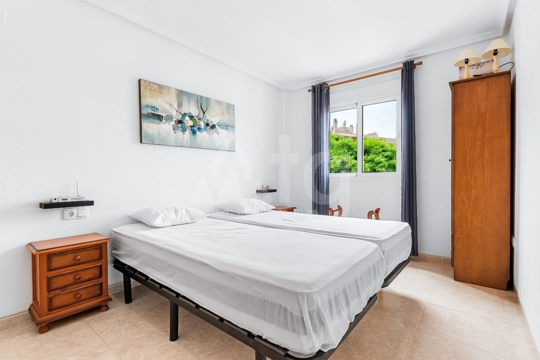 2 bedroom Apartment in Orihuela Costa - CBW154711 - Photo - 16