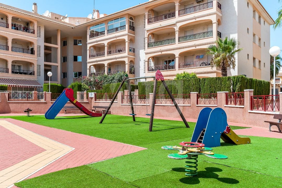2 bedroom Apartment in Orihuela Costa - CBW154711 - Photo - 28