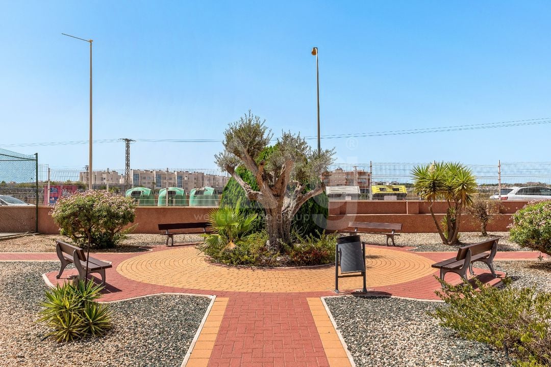 2 bedroom Apartment in Orihuela Costa - CBW154711 - Photo - 33