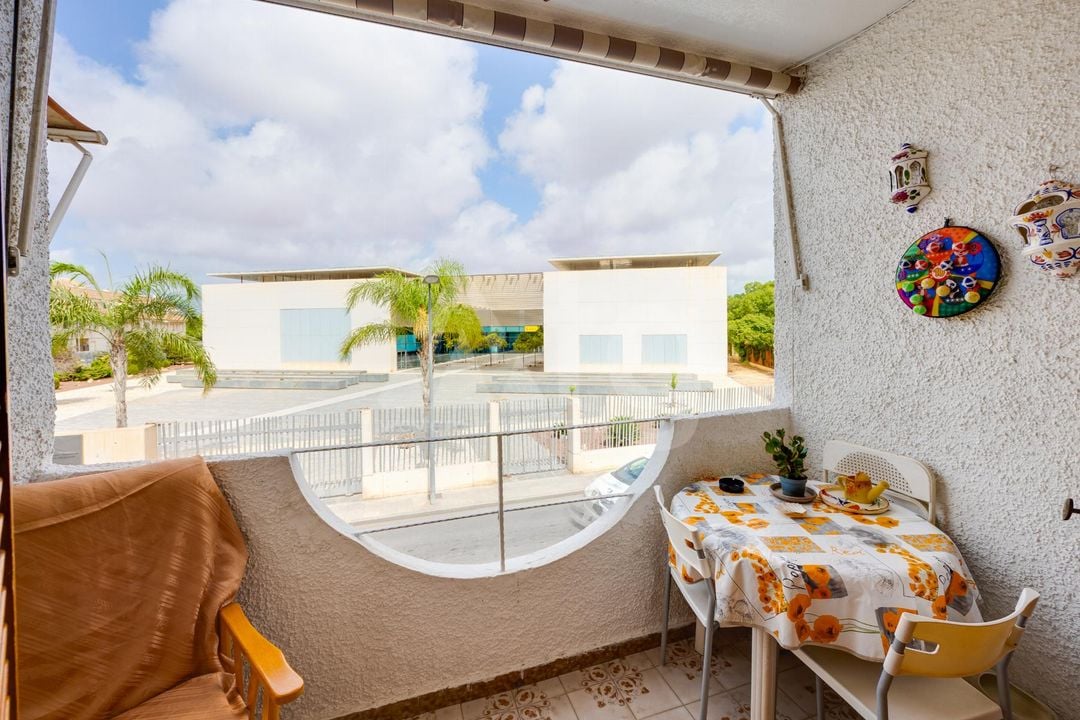 Bungalow de 3 habitaciones en Torrevieja - TIM154725 - Foto - 24