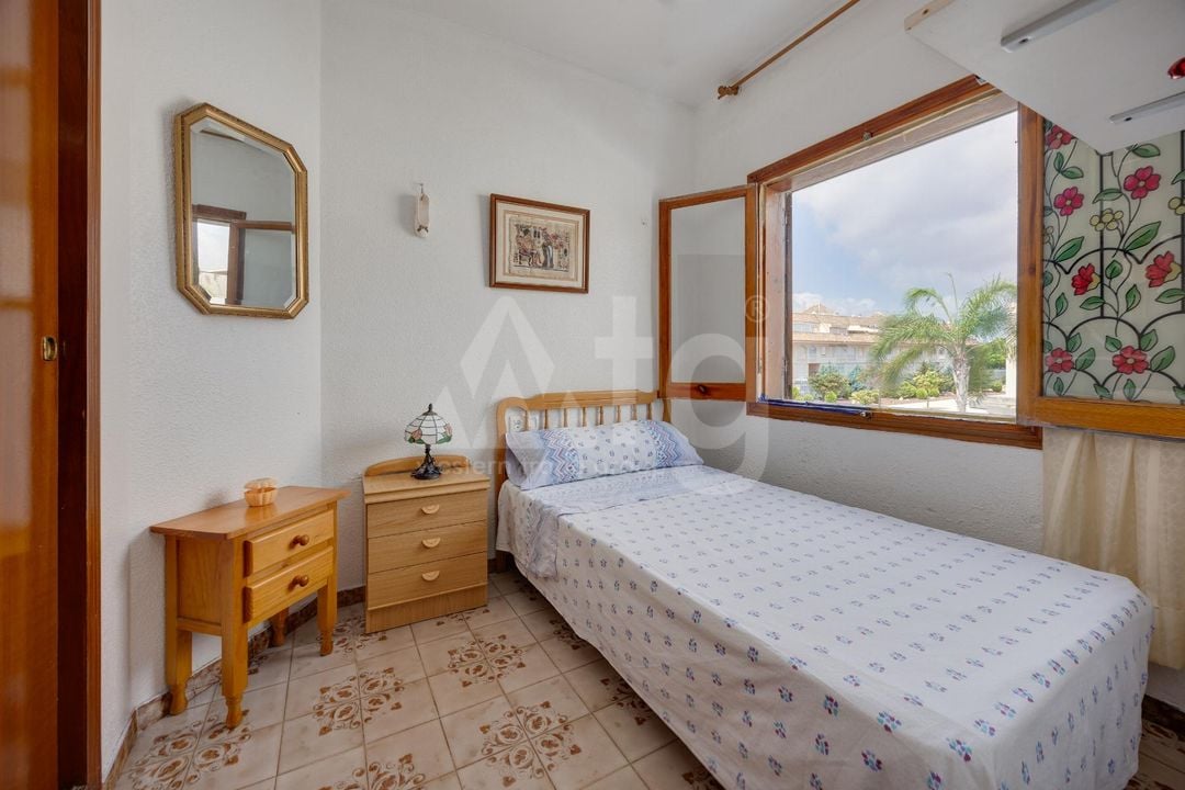 Bungalow de 3 habitaciones en Torrevieja - TIM154725 - Foto - 16
