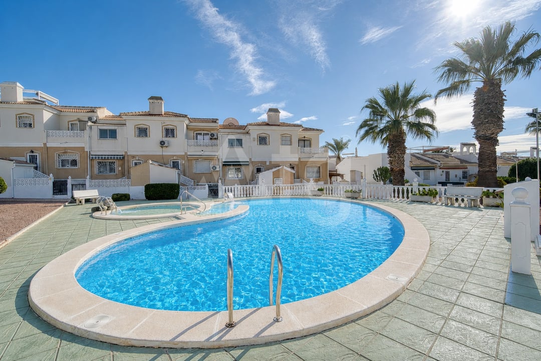 2 bedroom Townhouse in Benijófar - VRE154851 - Photo - 1