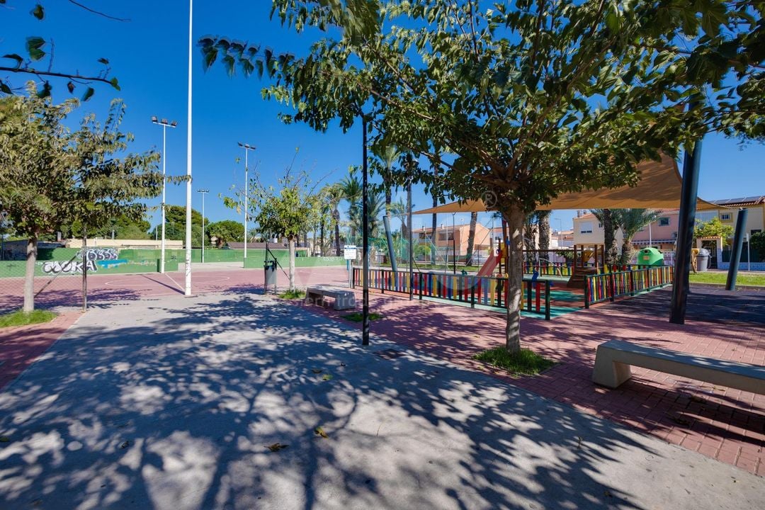 3 bedroom Townhouse in Torrevieja - CYM154870 - Photo - 29
