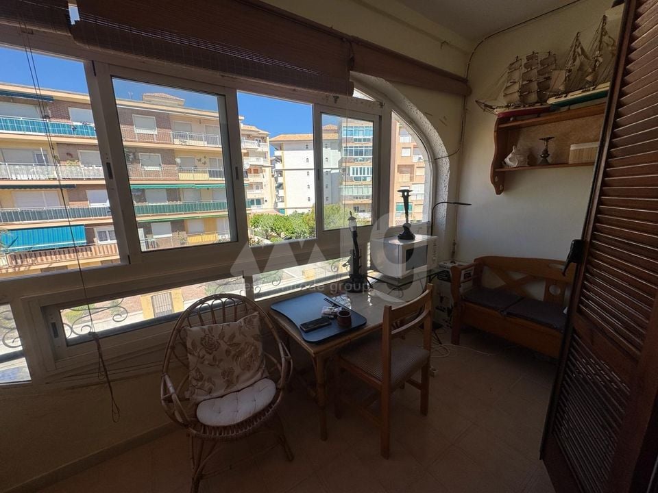 Duplex de 3 chambres à Torrevieja - AG154888 - Photo - 16