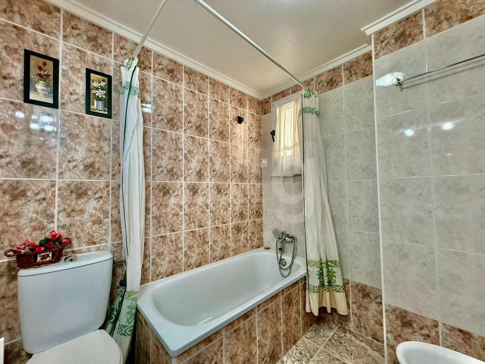 2 bedroom Apartment in Torrevieja - AG154894 - Photo - 18