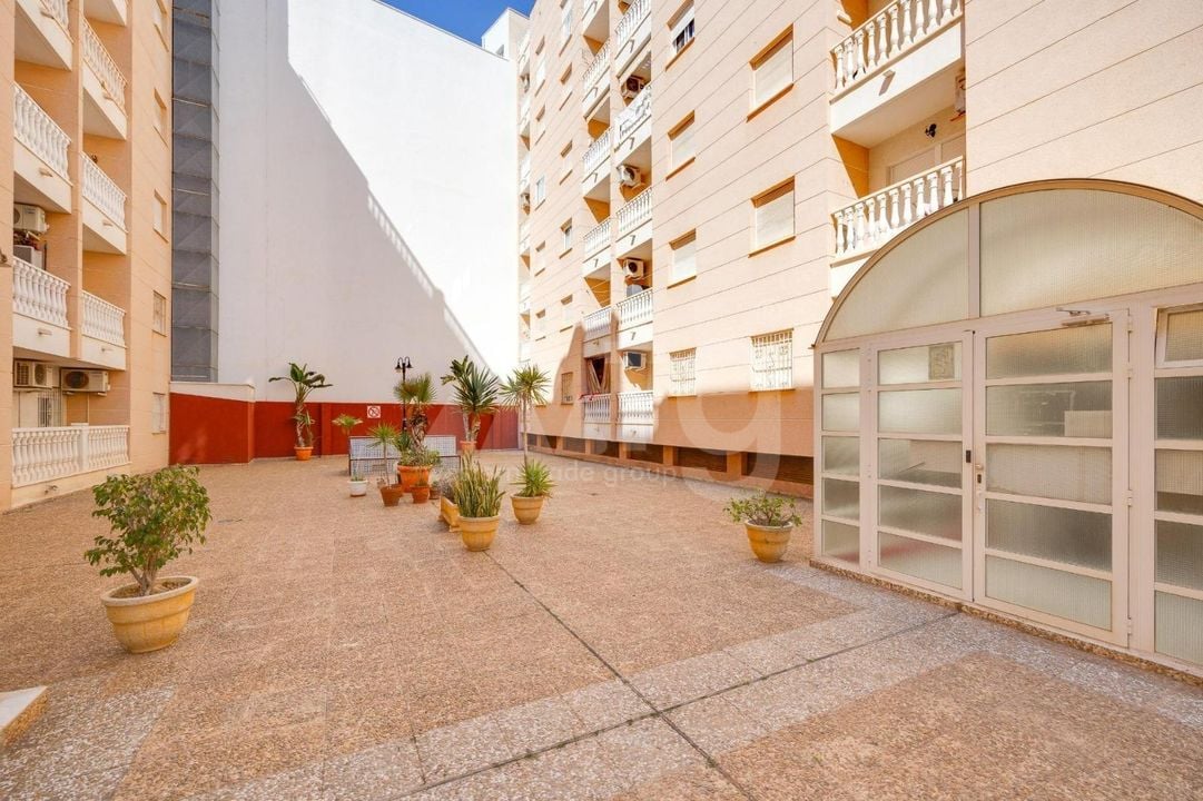 Appartement de 2 chambres à Torrevieja - AG154902 - Photo - 3