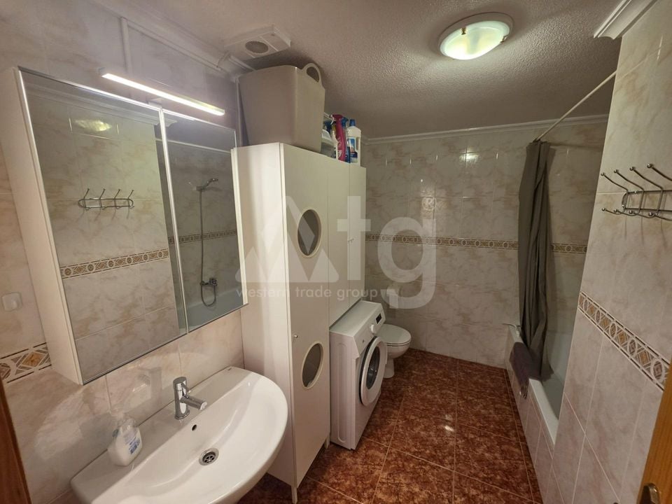 2 bedroom Apartment in Torrevieja - VEC154929 - Photo - 9