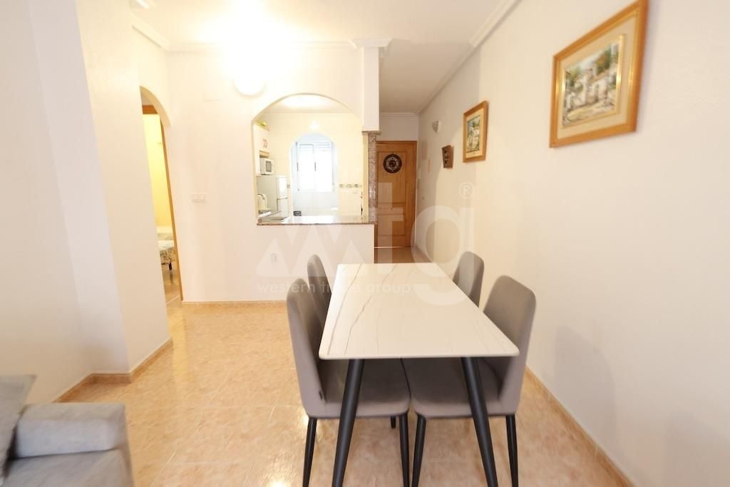 2 bedroom Apartment in Torrevieja - CRR155017 - Photo - 3
