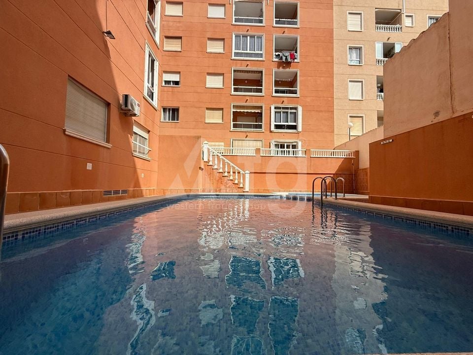 Appartement de 2 chambres à Torrevieja - AG155062 - Photo - 1