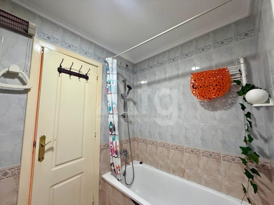 Appartement de 2 chambres à Torrevieja - AG155062 - Photo - 20