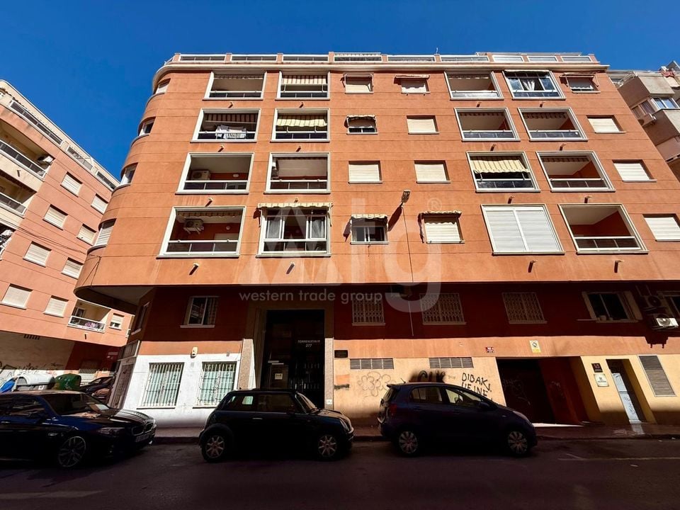 Appartement de 2 chambres à Torrevieja - AG155062 - Photo - 3