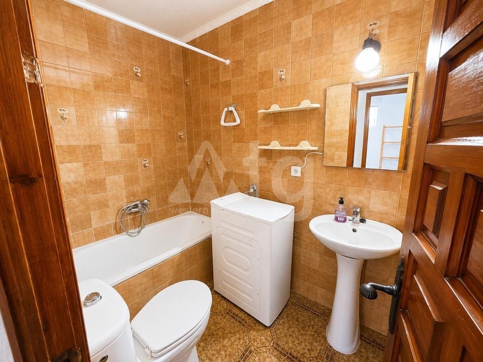 Bungalow de 2 chambres à Torrevieja - GVS155176 - Photo - 9