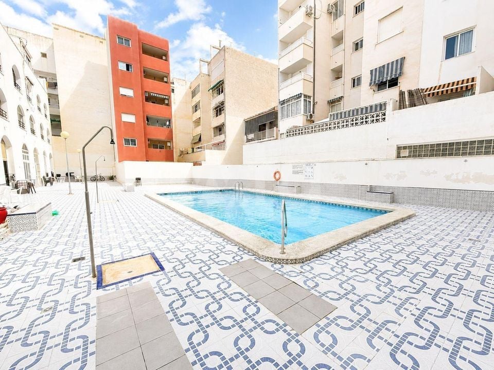 3 Schlafzimmer Doppelhaus in Torrevieja - AG155222 - Foto - 2