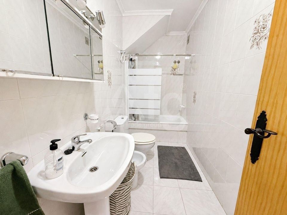 3 Schlafzimmer Doppelhaus in Torrevieja - AG155222 - Foto - 24