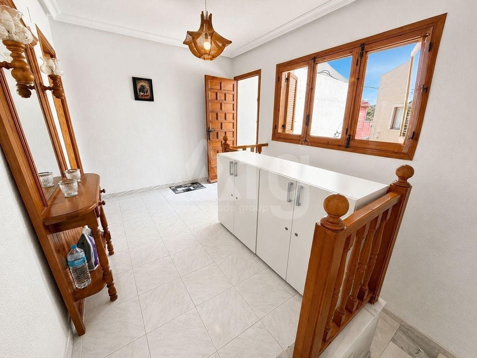 3 Schlafzimmer Doppelhaus in Torrevieja - AG155222 - Foto - 21