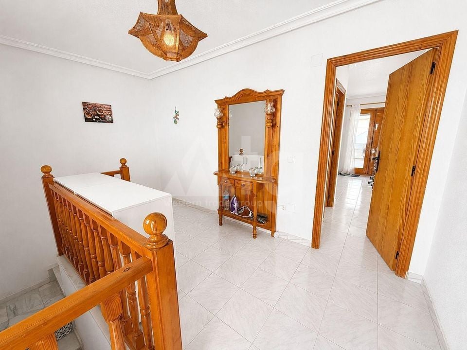 3 Schlafzimmer Doppelhaus in Torrevieja - AG155222 - Foto - 22
