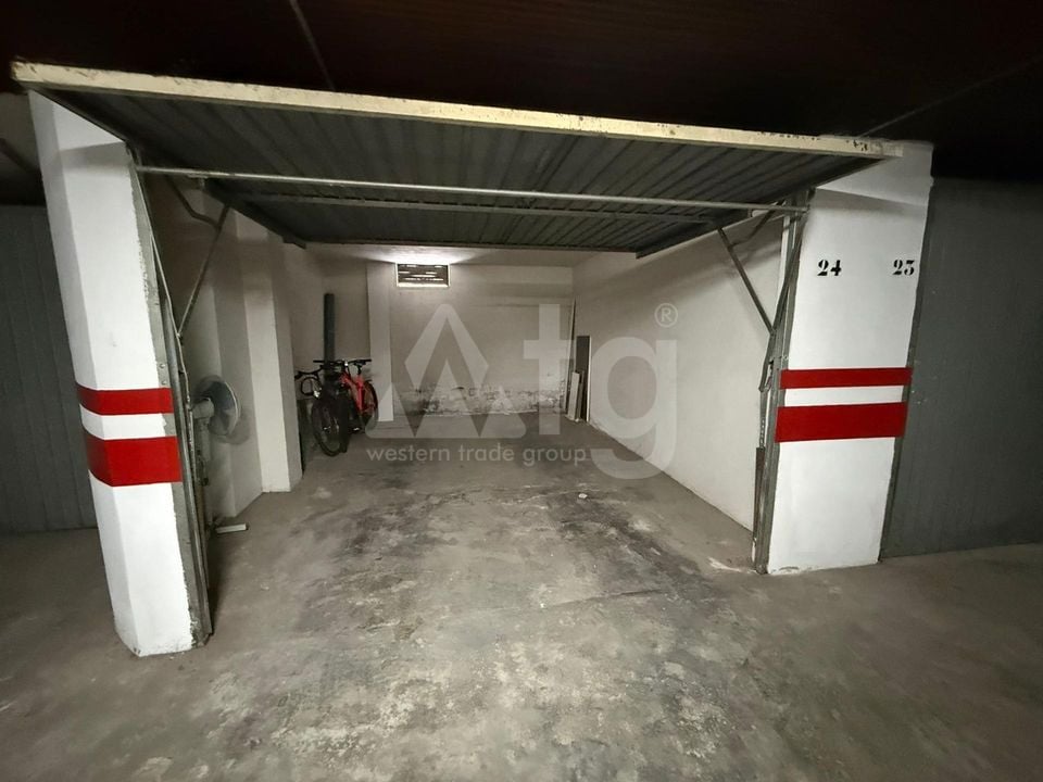 3 Schlafzimmer Doppelhaus in Torrevieja - AG155222 - Foto - 31
