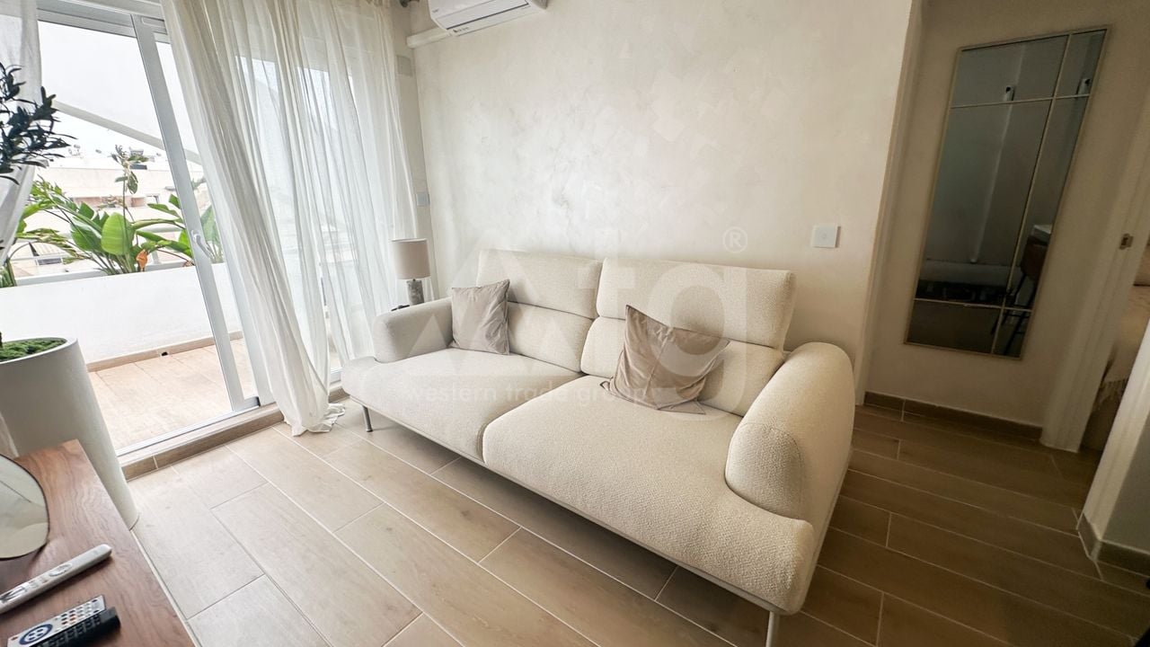2 bedroom Apartment in Torrevieja - RCJ155255 - Photo - 2