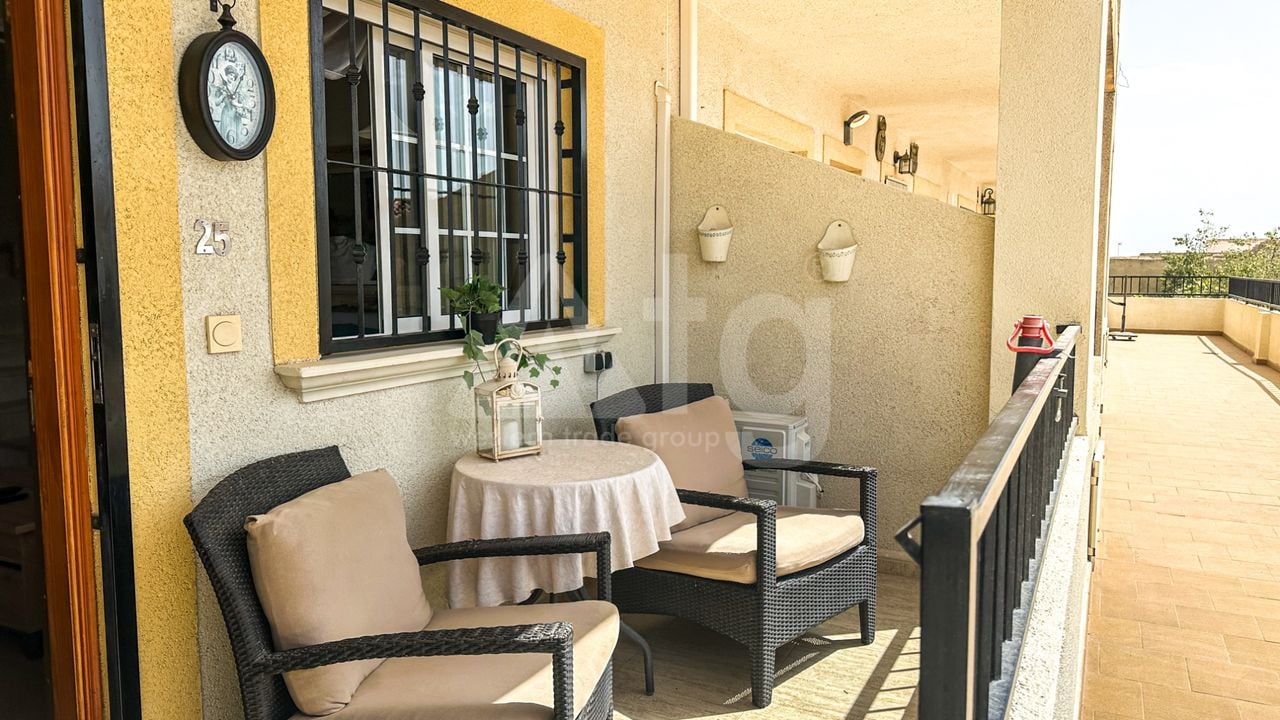 2 Schlafzimmer Reihenhaus in Orihuela - RCJ155410 - Foto - 2
