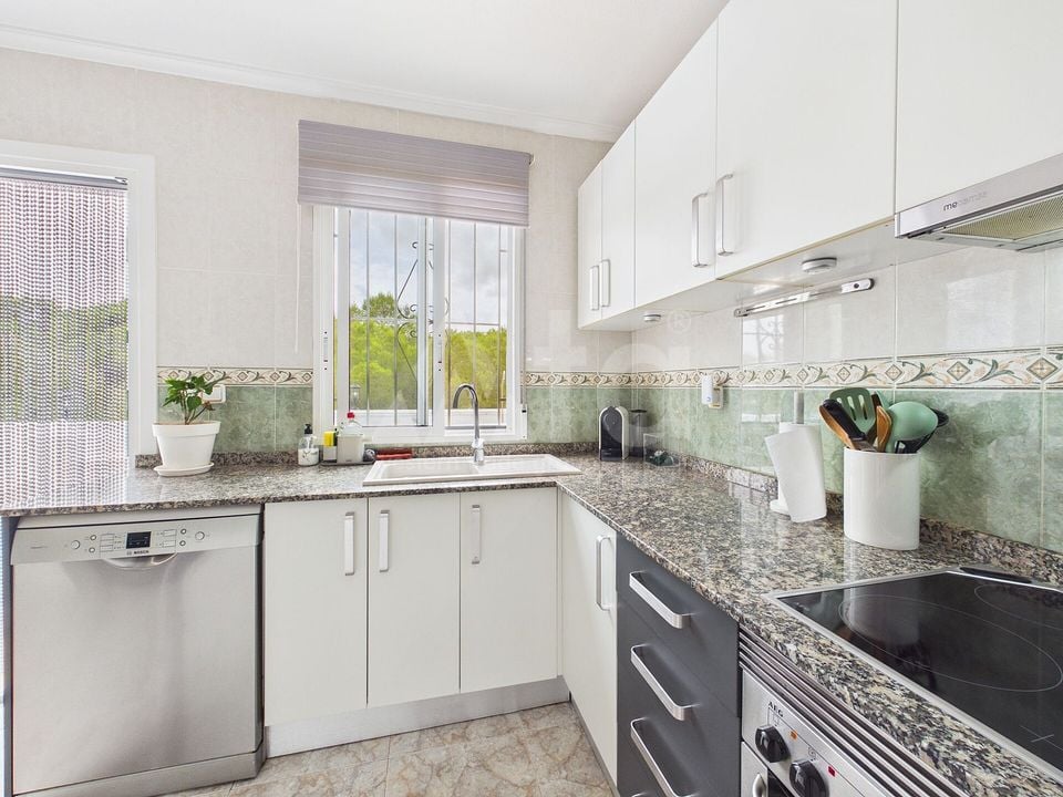 3 bedroom Villa in Pinar de Campoverde - OKW155639 - Photo - 8