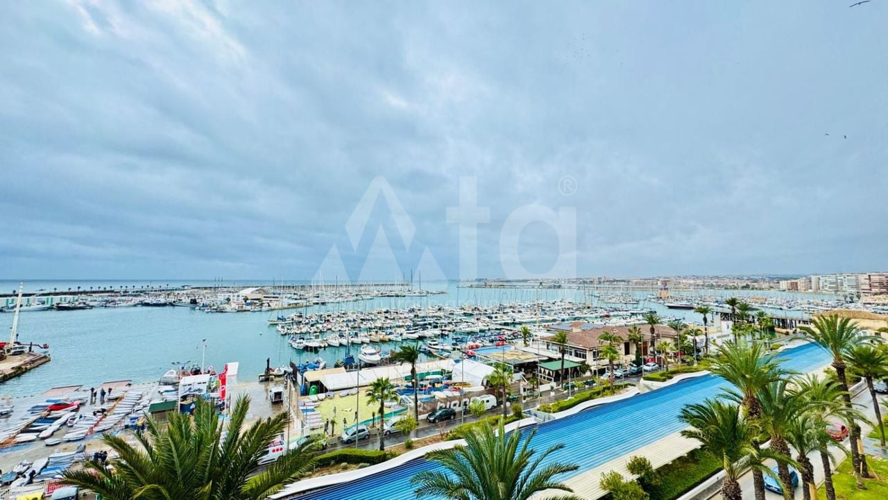 4 bedroom Apartment in Torrevieja - DPR155887 - Photo - 3