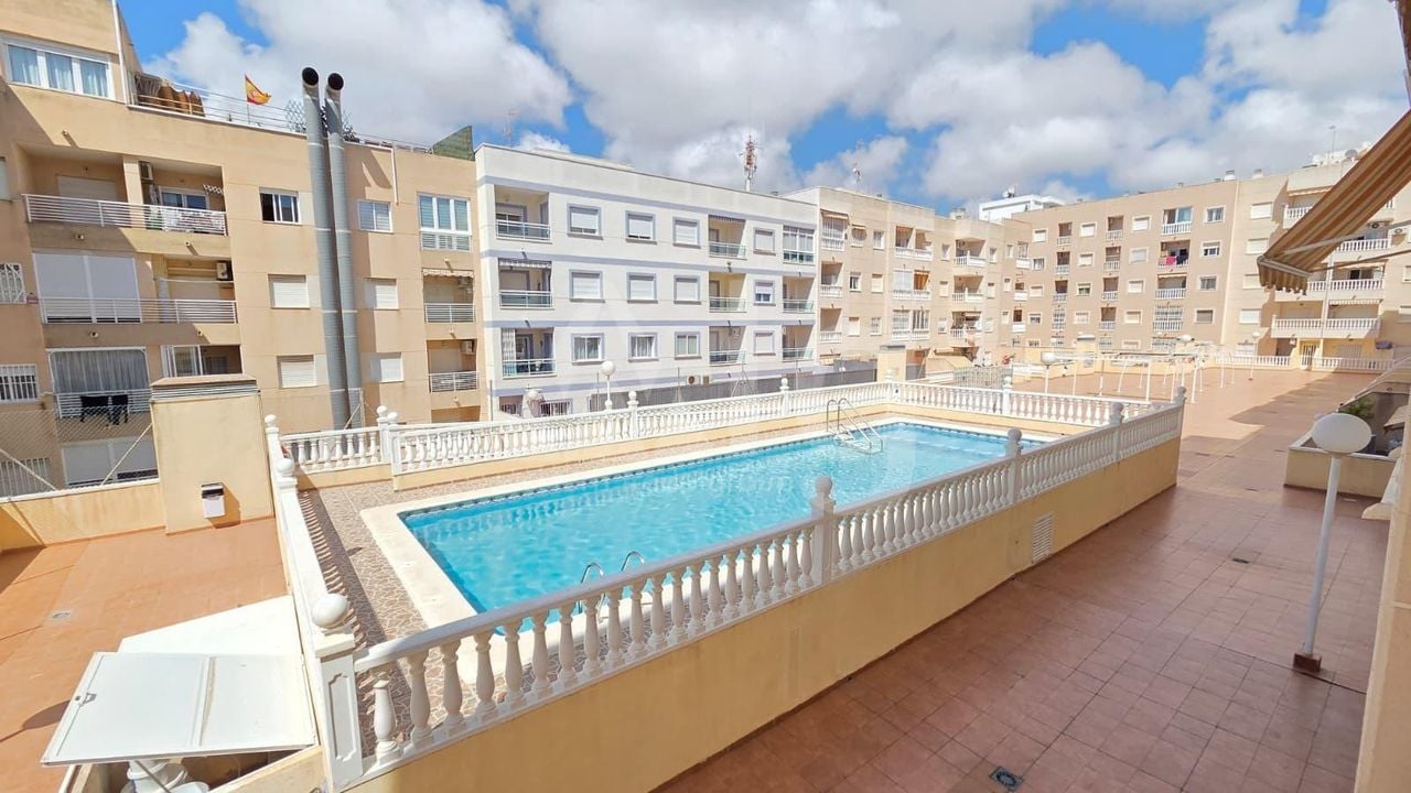 2 bedroom Apartment in Torrevieja - AG156078 - Photo - 1