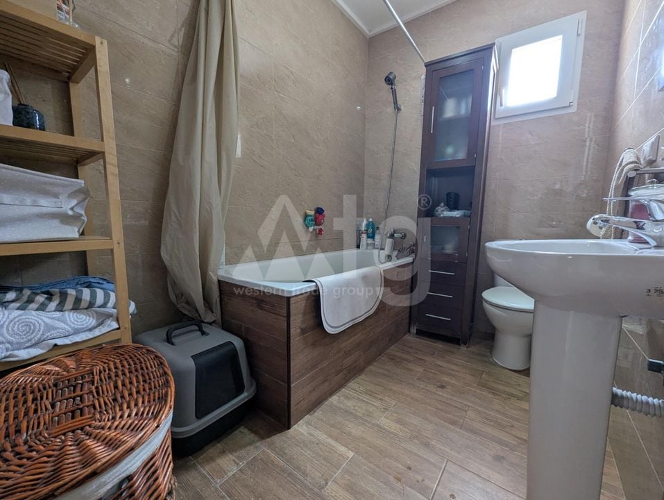 3 bedroom Villa in Torrevieja - AG156080 - Photo - 16