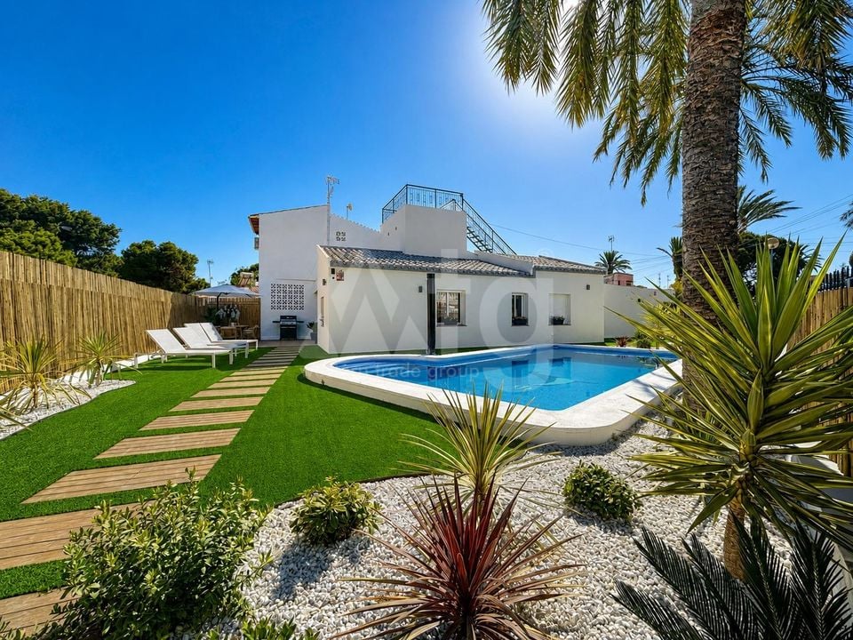 4 bedroom Villa in Punta Prima - URE156209 - Photo - 1