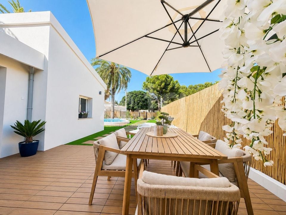 4 bedroom Villa in Punta Prima - URE156209 - Photo - 23