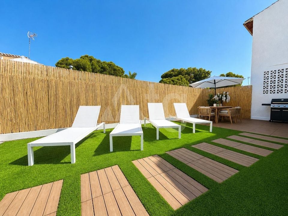 4 bedroom Villa in Punta Prima - URE156209 - Photo - 26