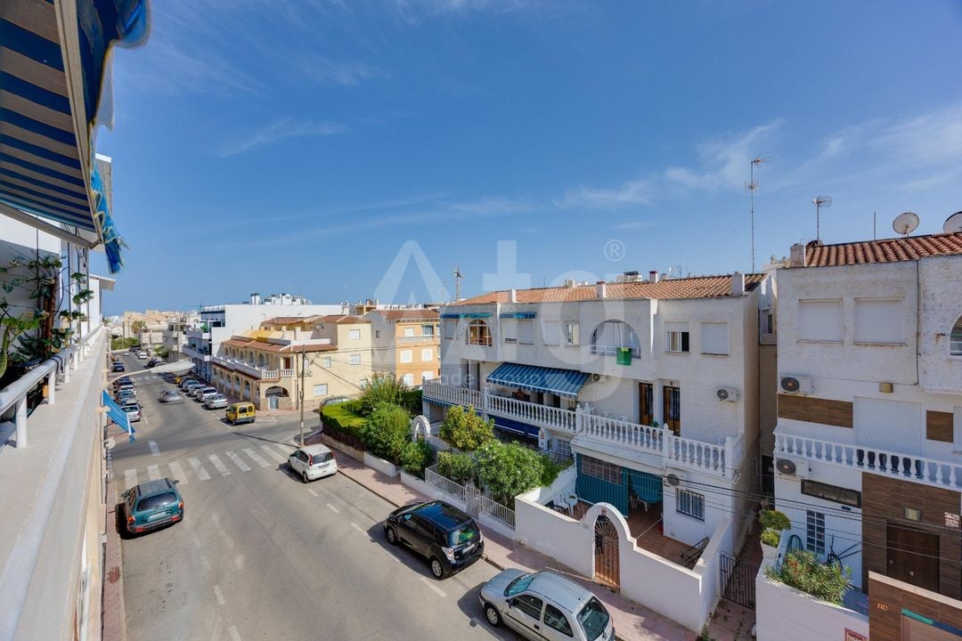 2 bedroom Penthouse in Torrevieja - CYM156292 - Photo - 18