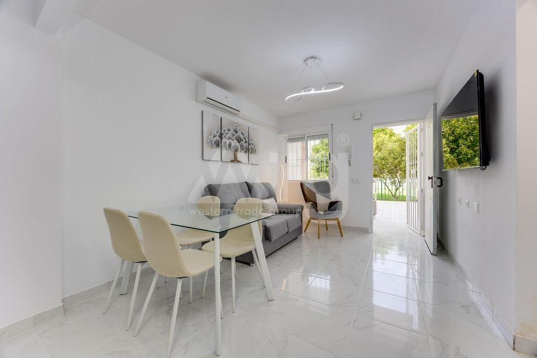 2 bedroom Apartment in Torrevieja - CYM156293 - Photo - 2