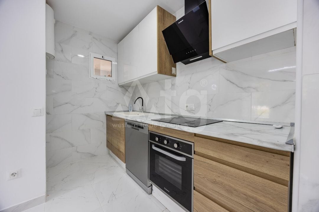 2 bedroom Apartment in Torrevieja - CYM156293 - Photo - 6