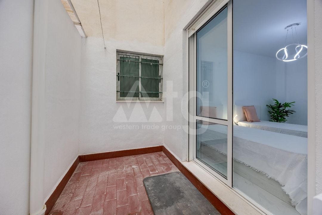 2 bedroom Apartment in Torrevieja - CYM156293 - Photo - 18