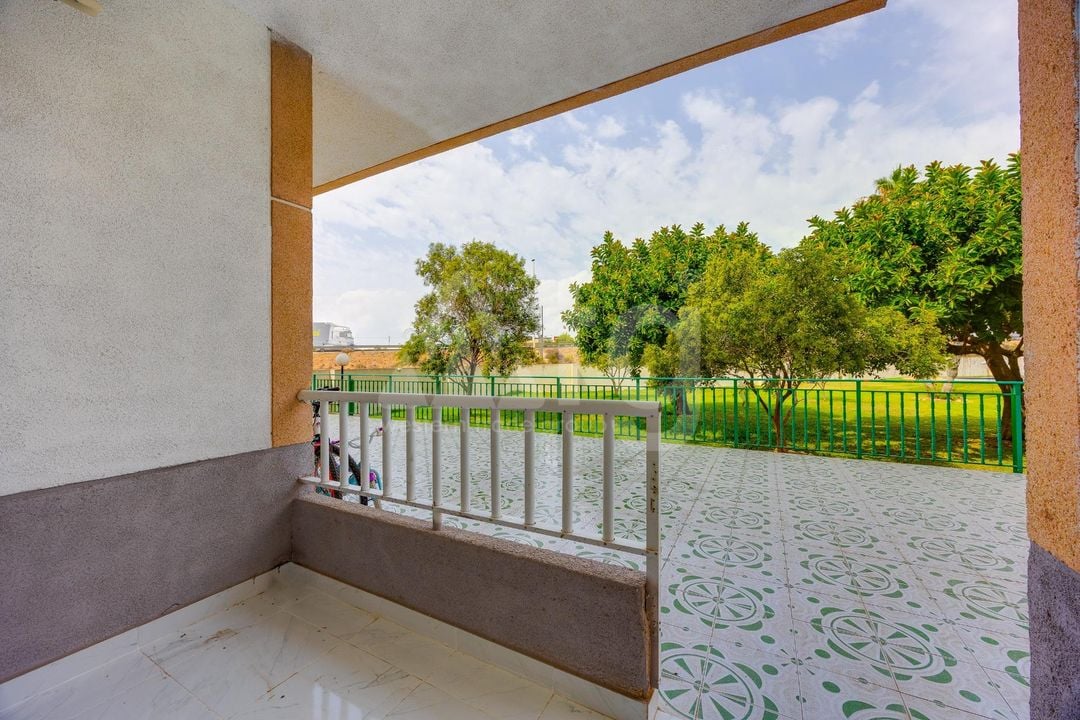 2 bedroom Apartment in Torrevieja - CYM156293 - Photo - 20