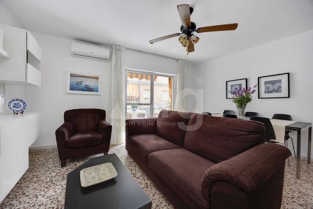 3 bedroom Apartment in Torrevieja - CYM156294 - Photo - 3