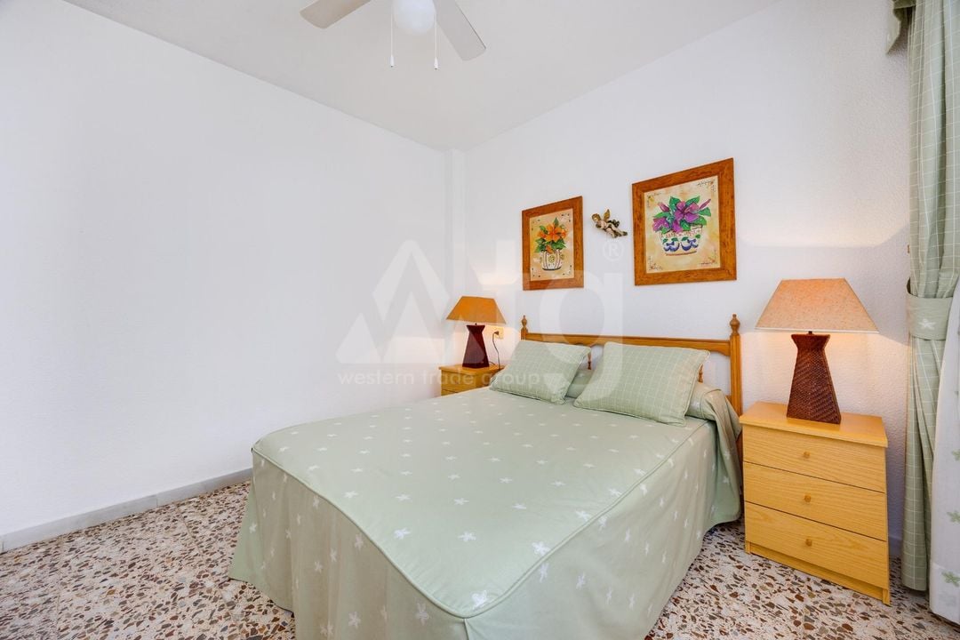 3 bedroom Apartment in Torrevieja - CYM156294 - Photo - 12
