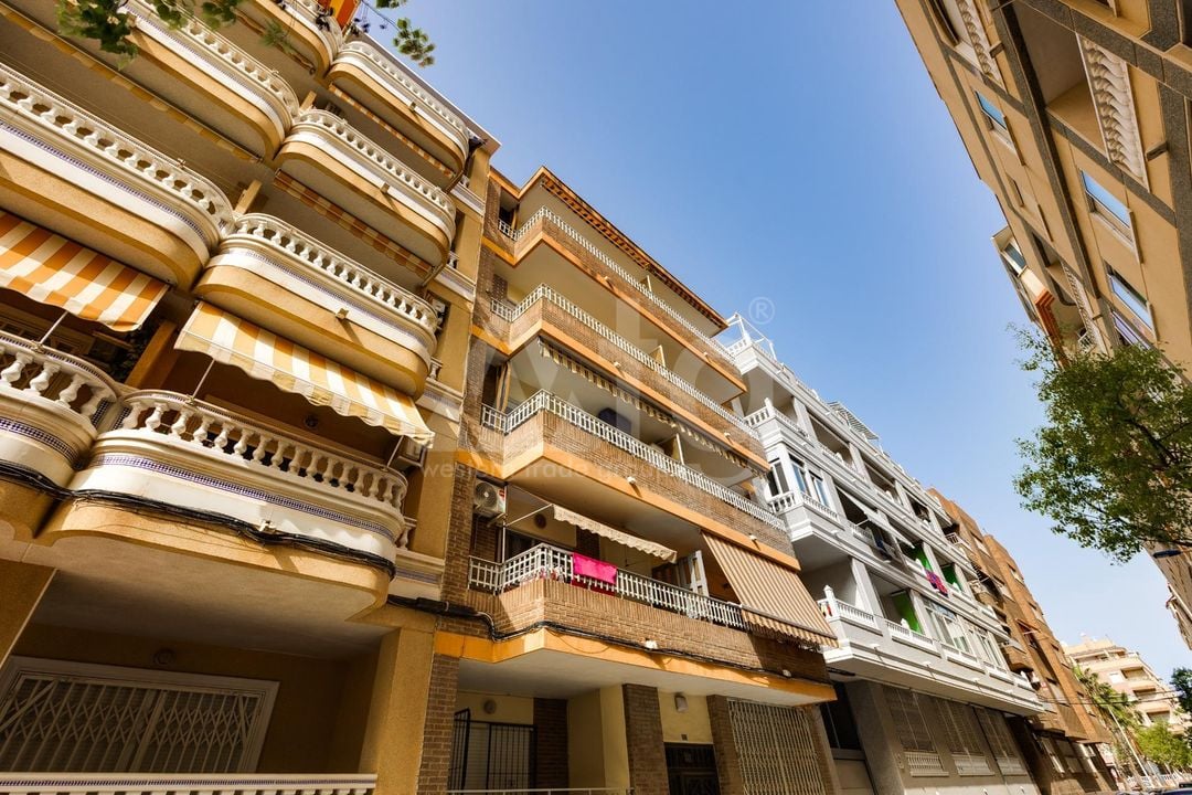 3 bedroom Apartment in Torrevieja - CYM156294 - Photo - 1