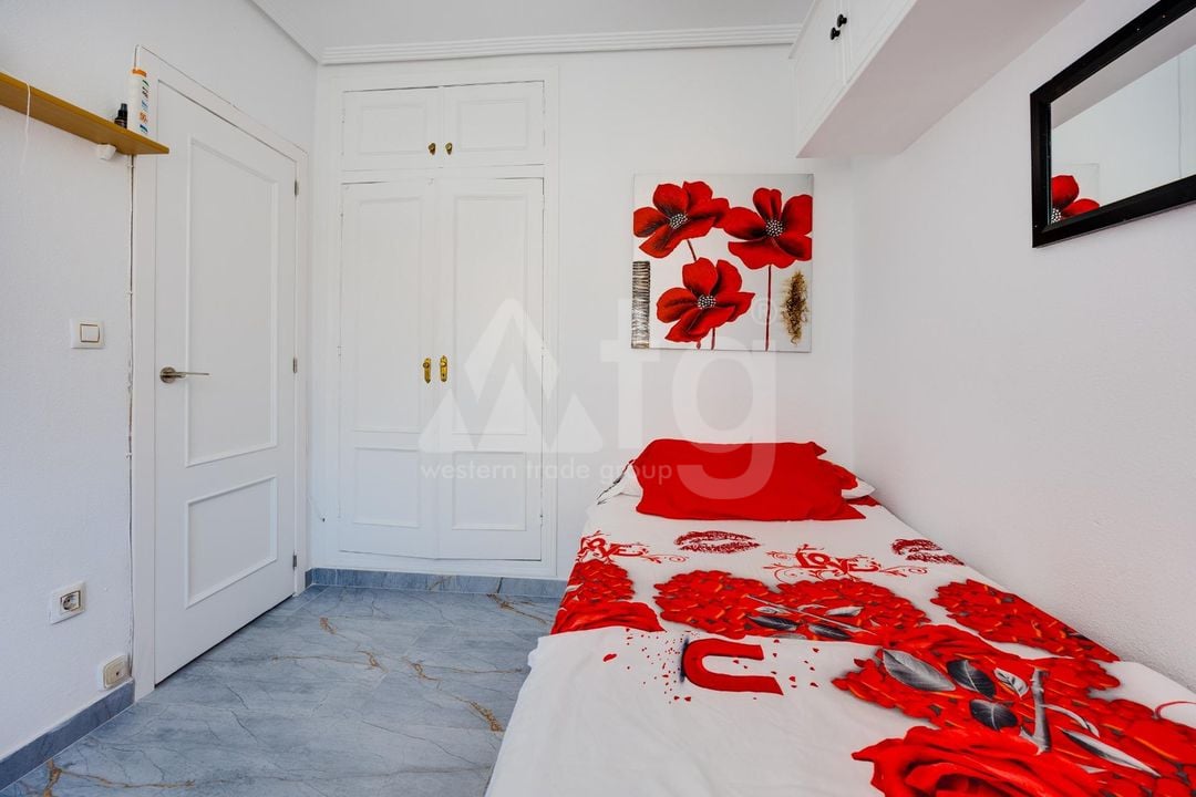Bungalow de 2 chambres à Torrevieja - CYM156295 - Photo - 13