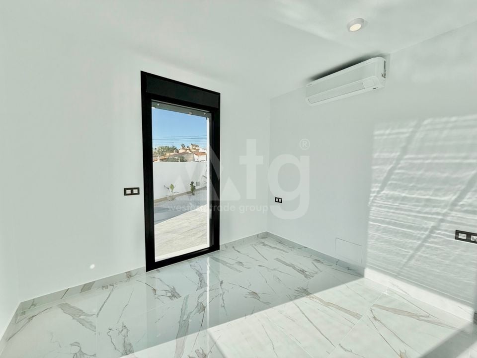 4 bedroom Villa in Ciudad Quesada - VRC156385 - Photo - 16