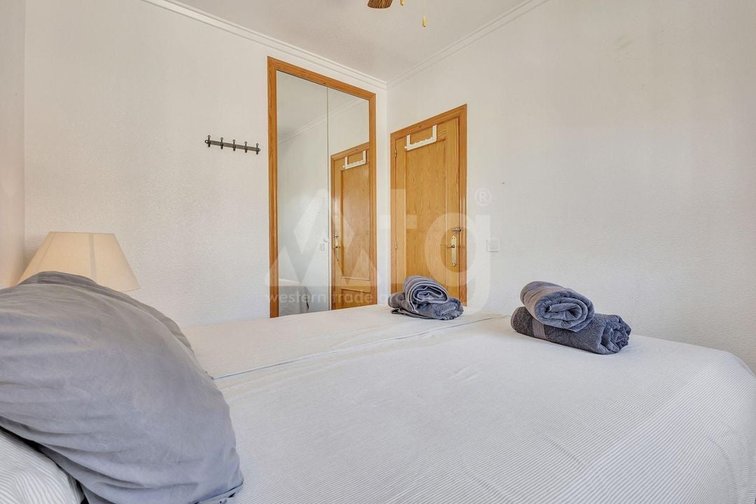 2 bedroom Penthouse in La Mata - AG157666 - Photo - 13