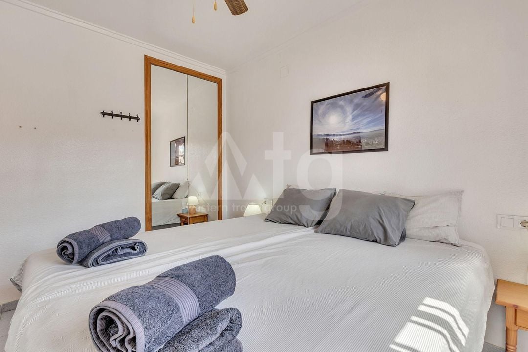 2 bedroom Penthouse in La Mata - AG157666 - Photo - 16