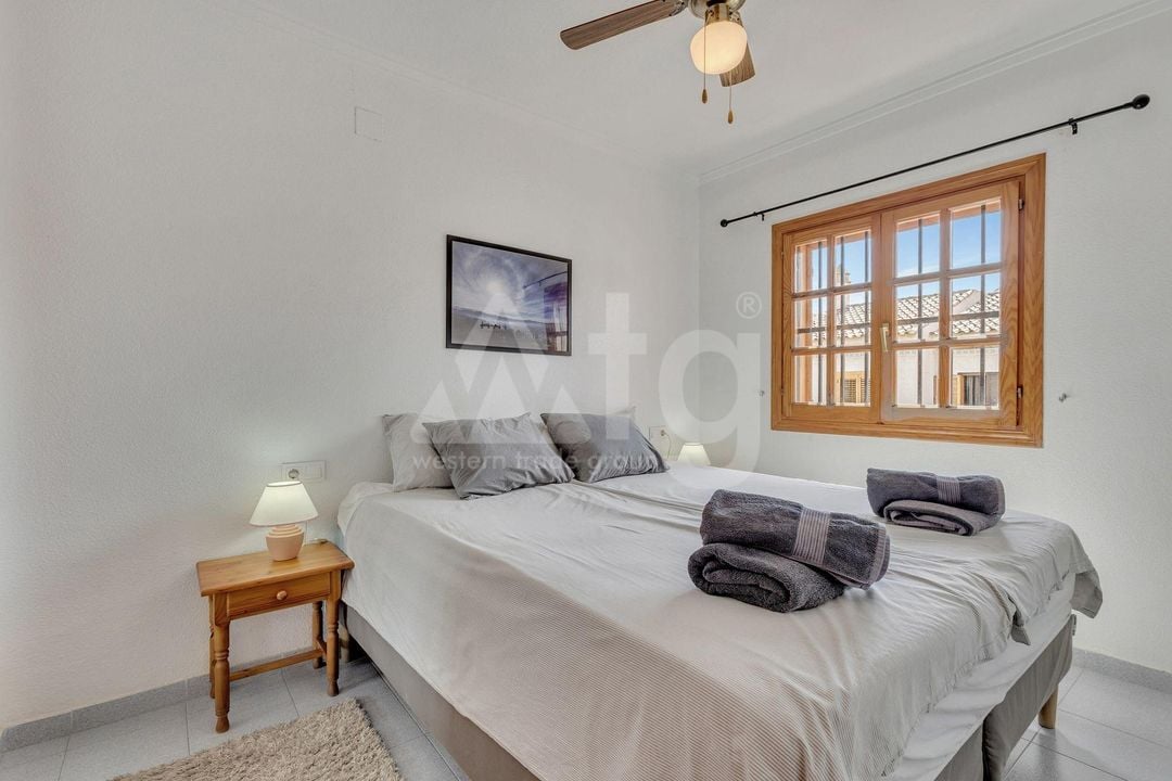 2 bedroom Penthouse in La Mata - AG157666 - Photo - 15