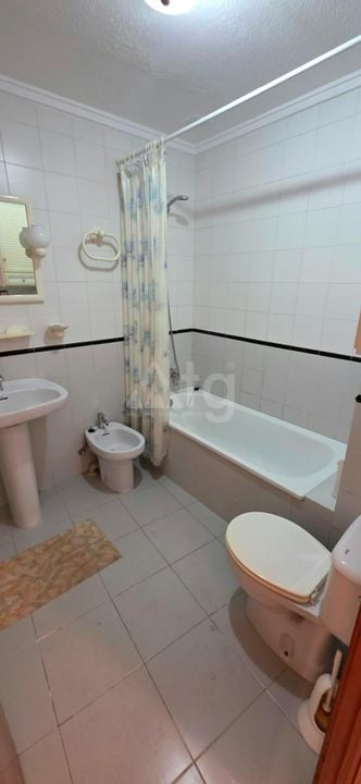 2 bedroom Penthouse in Torrevieja - VEC156553 - Photo - 6