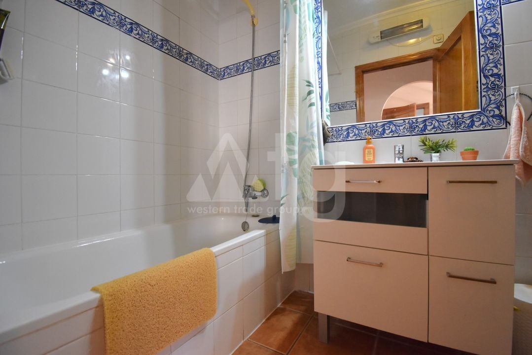 3 Schlafzimmer Villa in La Zenia - VRE156654 - Foto - 10