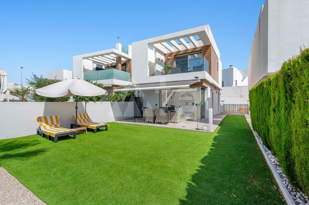 3 bedroom Villa in Villamartin - CBW156660 - Photo - 3