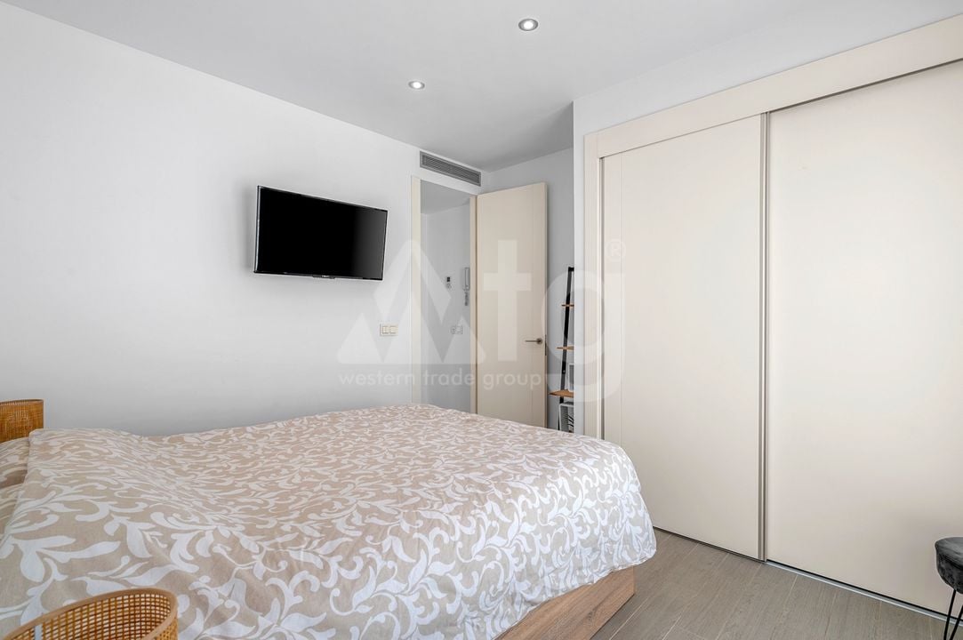 3 bedroom Villa in Villamartin - CBW156660 - Photo - 12