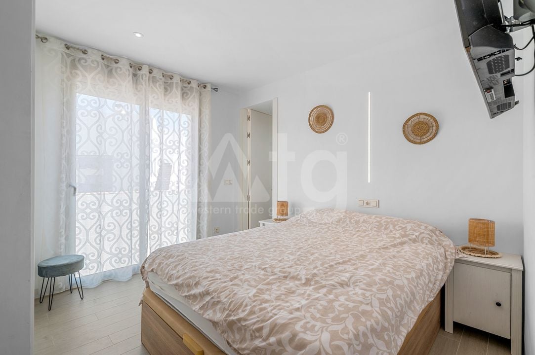 3 bedroom Villa in Villamartin - CBW156660 - Photo - 10