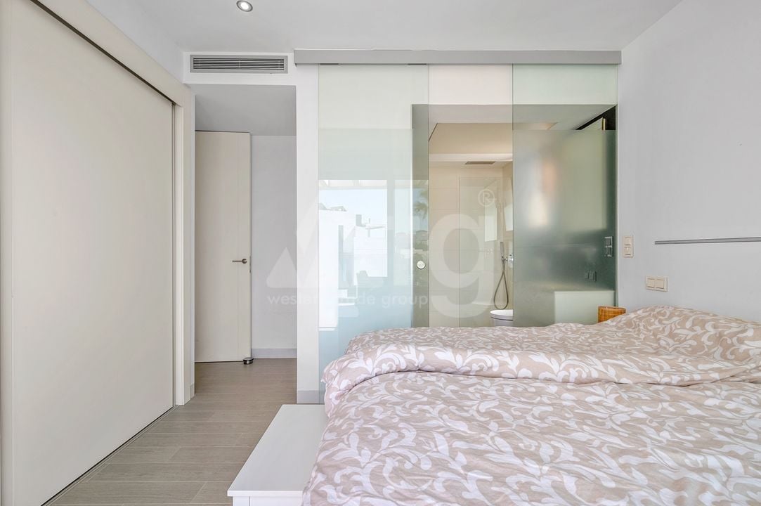 3 bedroom Villa in Villamartin - CBW156660 - Photo - 18
